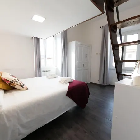 Appartement The Best Rent - Three-bedroom Close To Colosseo *